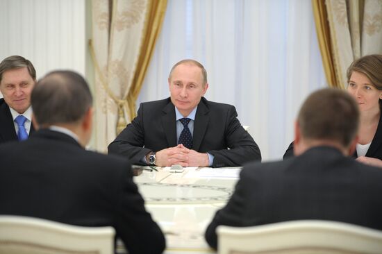 Vladimir Putin meets Ban Ki-moon