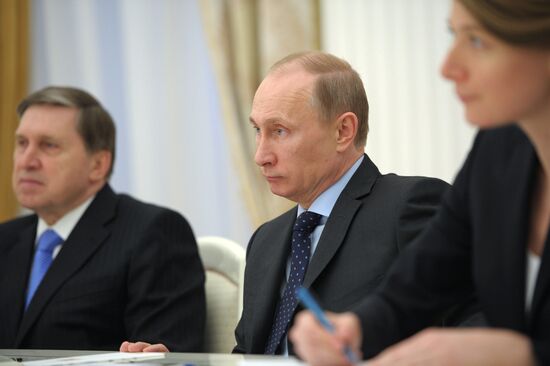 Vladimir Putin meets Ban Ki-moon