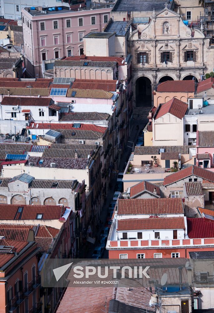 Cities of the world. Cagliari