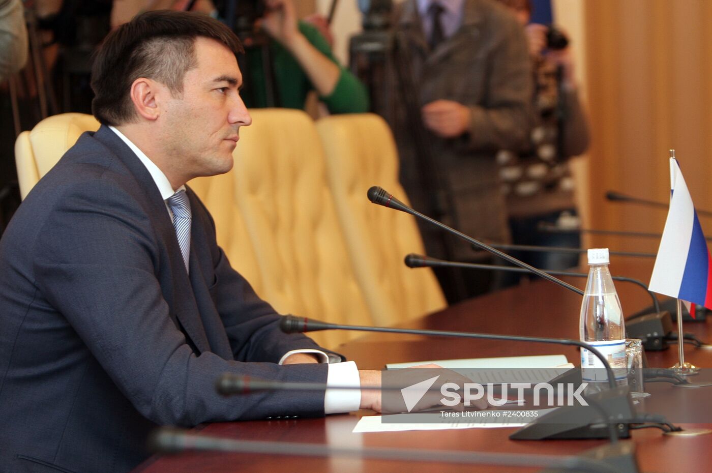 UN Assistant Secretary-General Ivan Shimanovich meets with Crimean Deputy Prime Minister Rustam Temirgaliyev