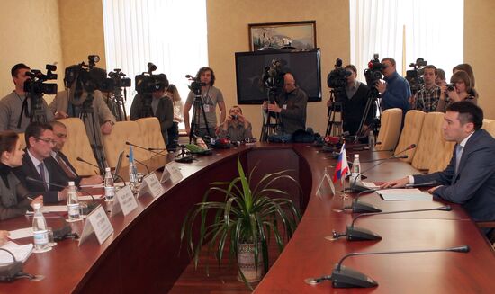 UN Assistant Secretary-General Ivan Shimanovich meets with Crimean Deputy Prime Minister Rustam Temirgaliyev