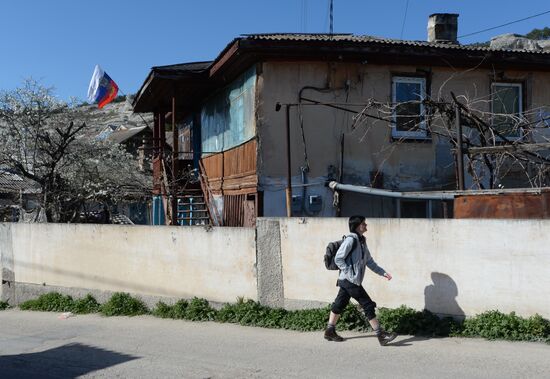 Life in Bakhchysarai