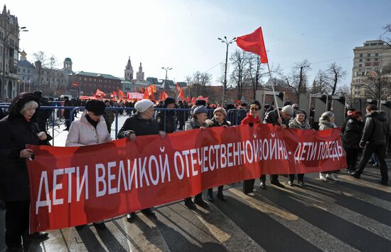 Rally to support results of referendum in Crimea