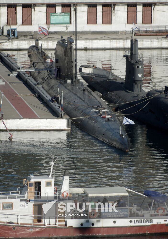 St Andrew's Cross hoisted on Ukrainian Navy's Zaporozhye submarine