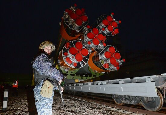 Soyuz-FG booster with Soyuz TMA-11M spaceship installed for launch at Baikonur Cosmodrome