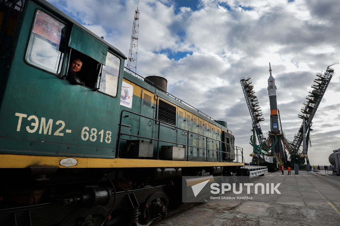 Soyuz-FG booster with Soyuz TMA-11M spaceship installed for launch at Baikonur Cosmodrome