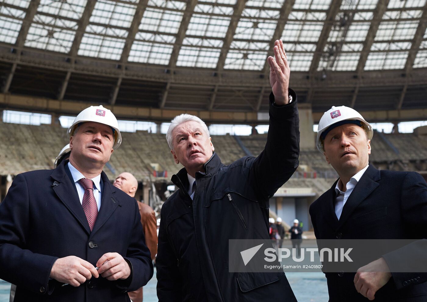 Sergei Sobyanin visits Luzhniki Stadium closed for reconstruction