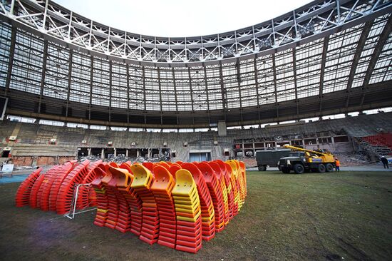 Sergei Sobyanin visits Luzhniki Stadium closed for reconstruction