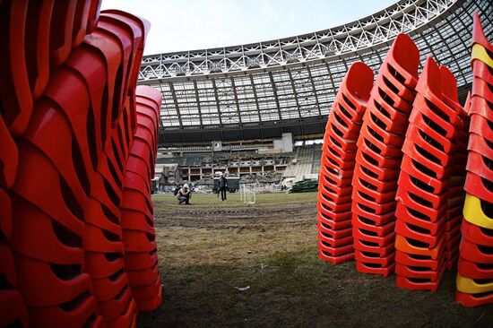 Sergei Sobyanin visits Luzhniki Stadium closed for reconstruction