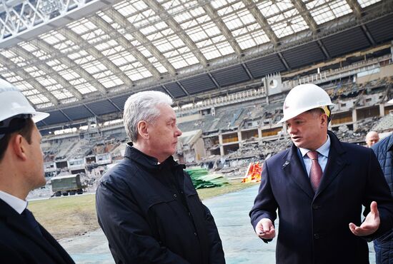Sergei Sobyanin visits Luzhniki Stadium closed for reconstruction
