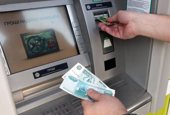 Russian ruble becomes official currency in Crimea
