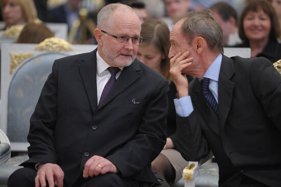 Vladimir Putin presents state awards in Kremlin