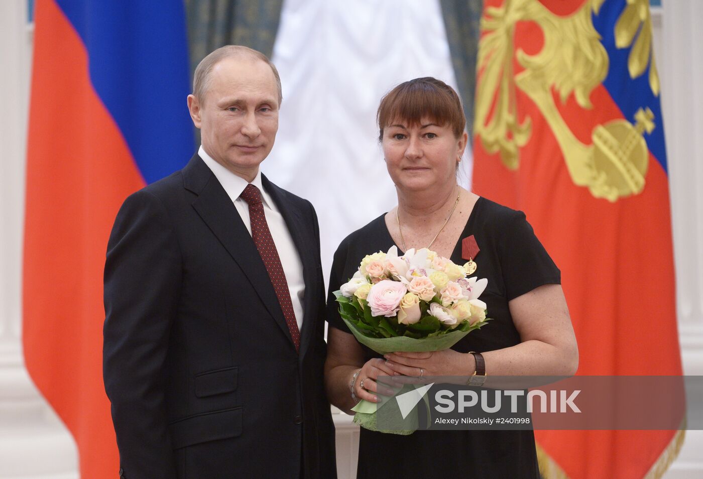 Vladimir Putin presents state awards in Kremlin