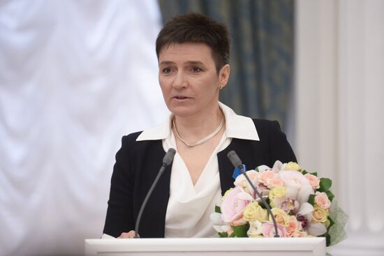 Vladimir Putin presents state awards in Kremlin