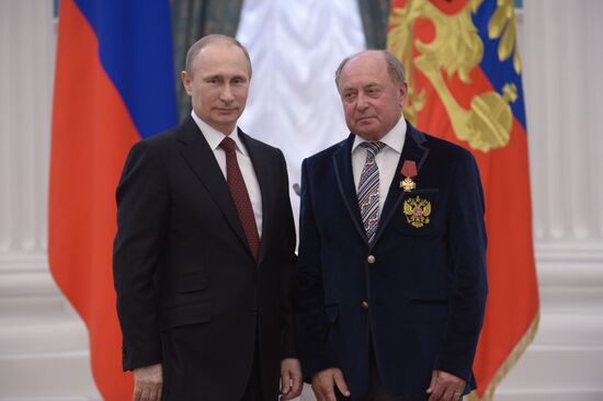 Vladimir Putin presents state awards in Kremlin