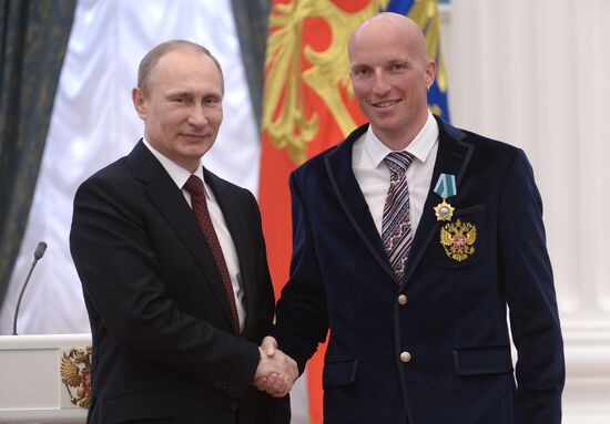 Vladimir Putin presents state awards in Kremlin