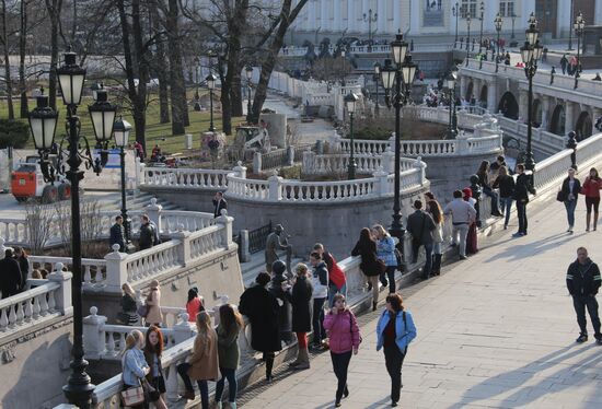 Warm weather in Moscow