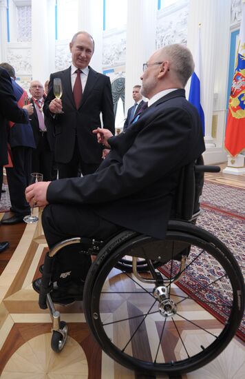 Vladimir Putin presents state awards in Kremlin