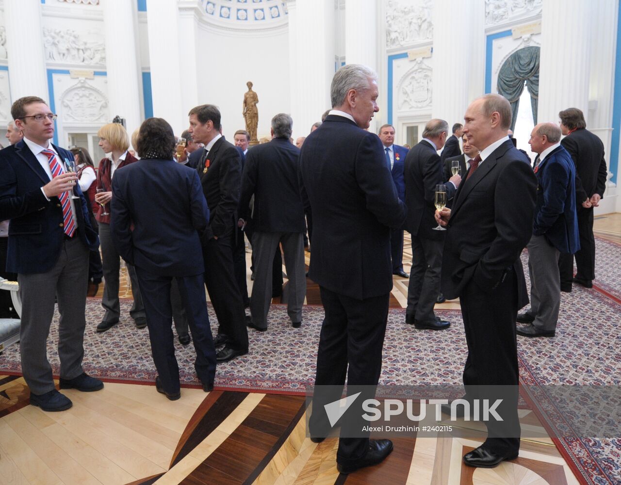 Vladimir Putin presents state awards in Kremlin