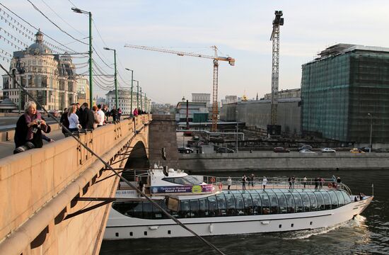 Warm weather in Moscow