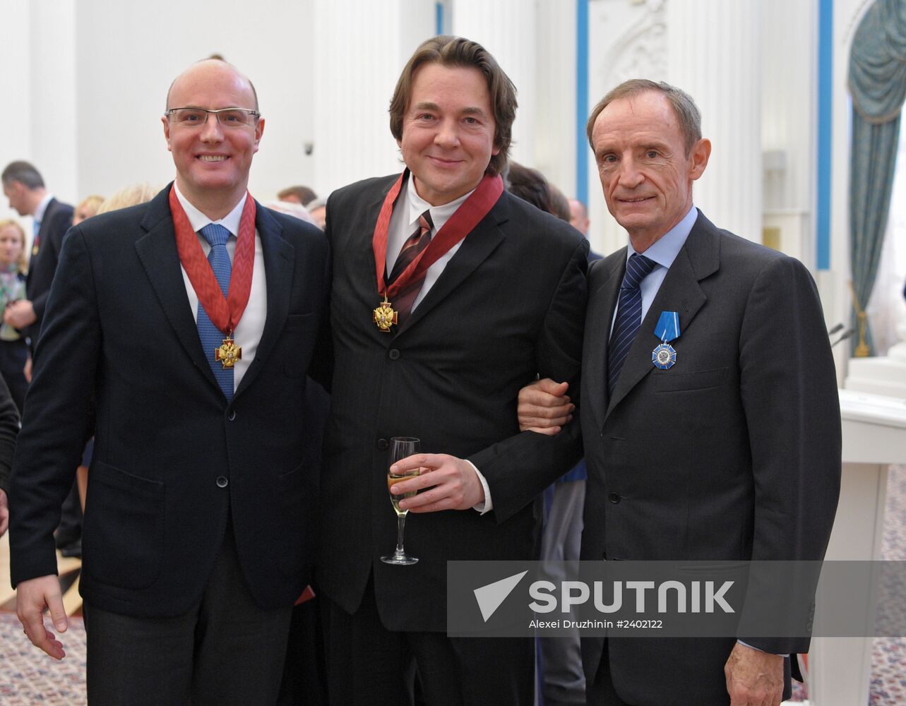 Vladimir Putin presents state awards in Kremlin