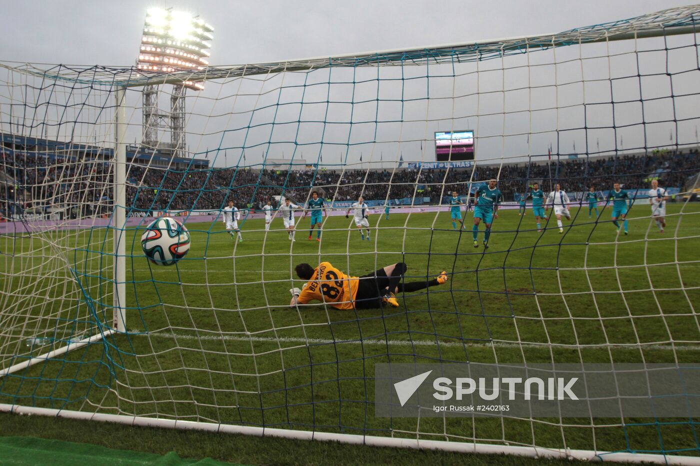 Russian Football Premier League. Zenit vs. Krilya Sovietov