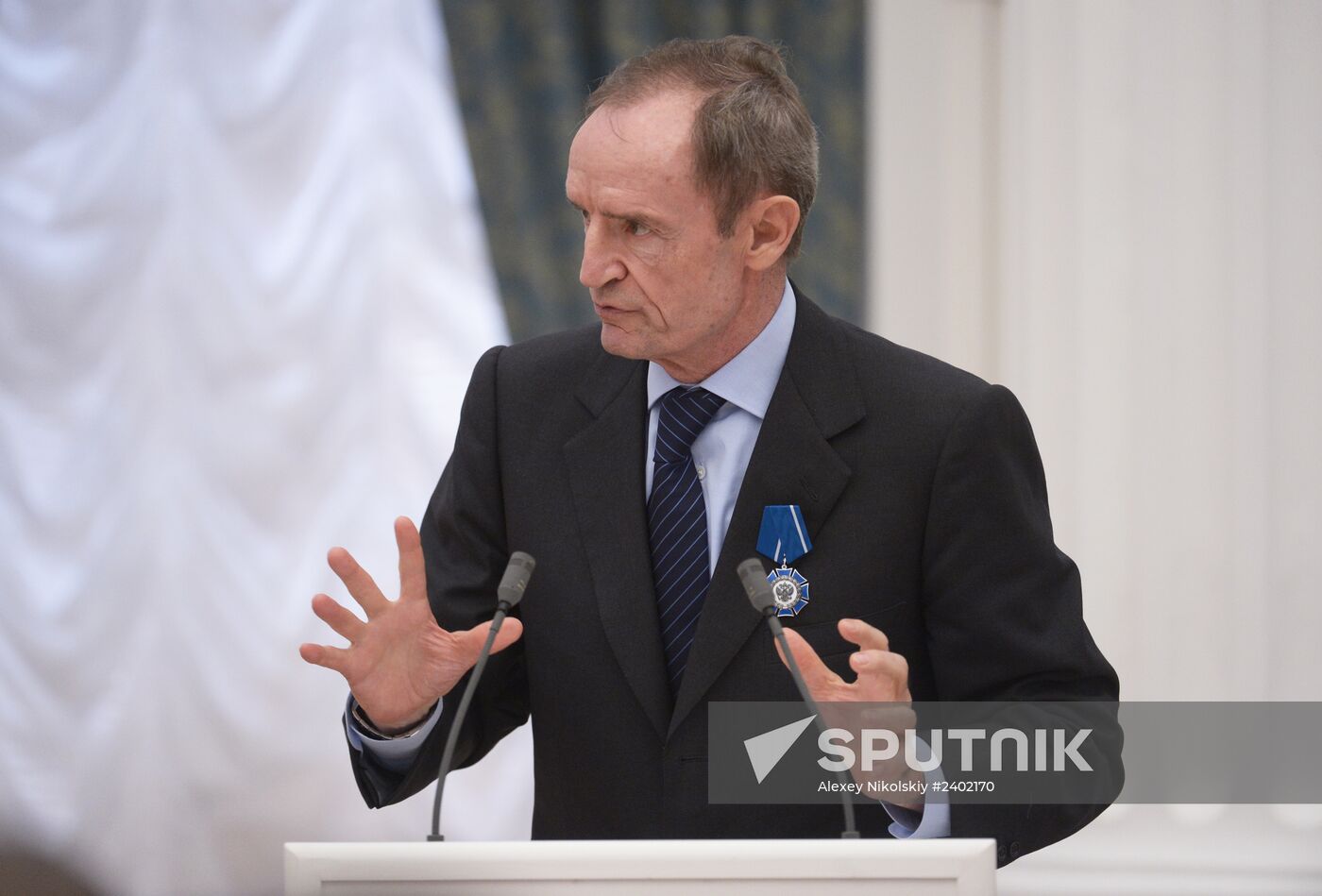 Vladimir Putin presents state awards in Kremlin