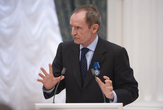 Vladimir Putin presents state awards in Kremlin