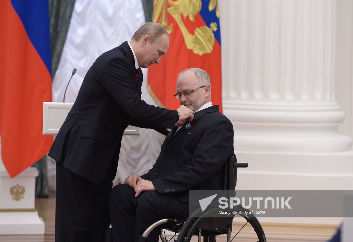 Vladimir Putin presents state awards in Kremlin