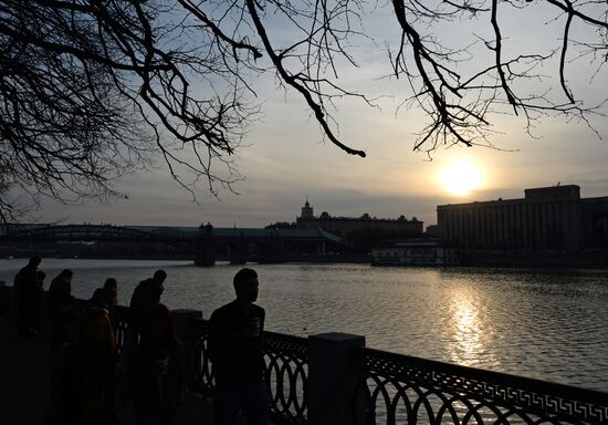 Warm weather in Moscow