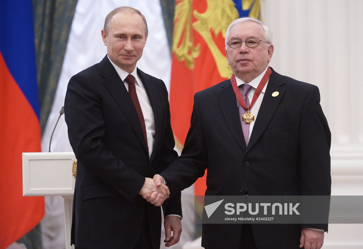Vladimir Putin presents state awards in Kremlin