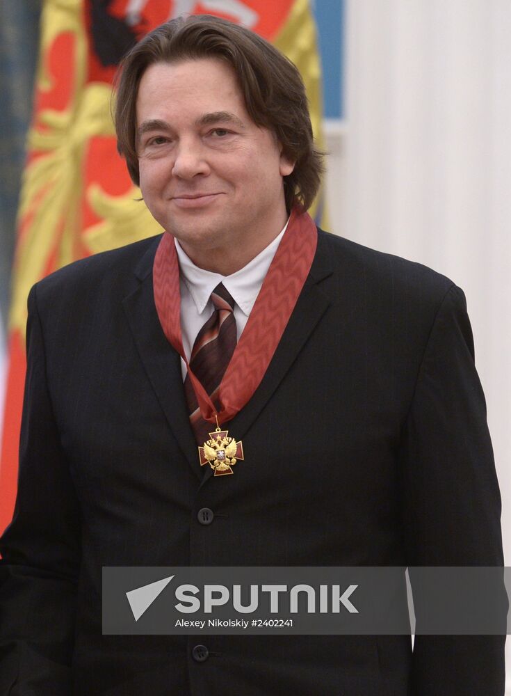 Vladimir Putin presents state awards in Kremlin