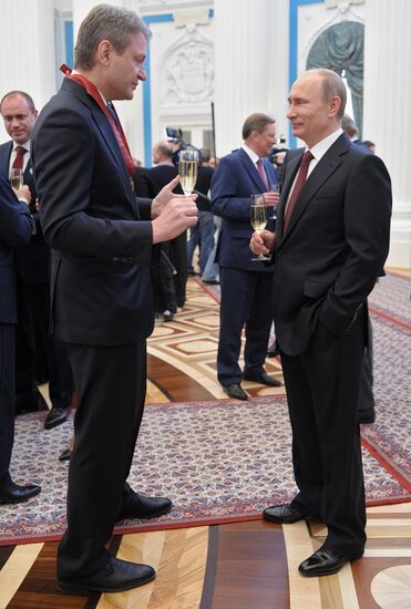 Vladimir Putin presents state awards in Kremlin