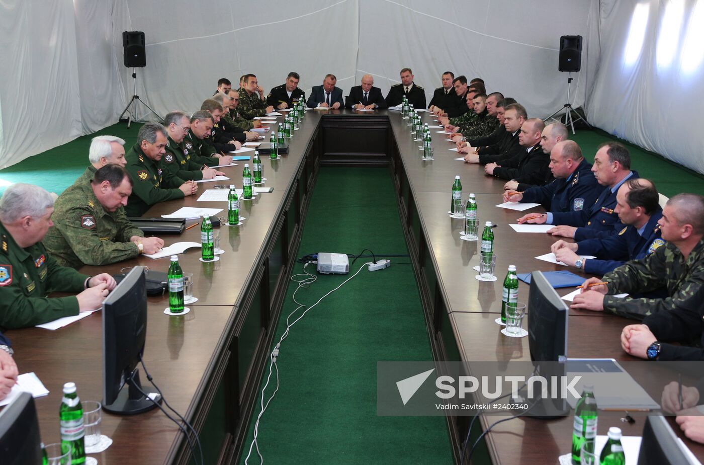 Russian Defense Minister Shoigu visits Crimea
