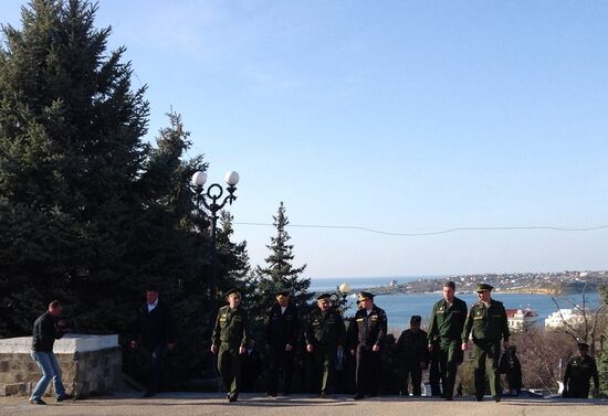 Russian Defense Minister Shoigu visits Crimea