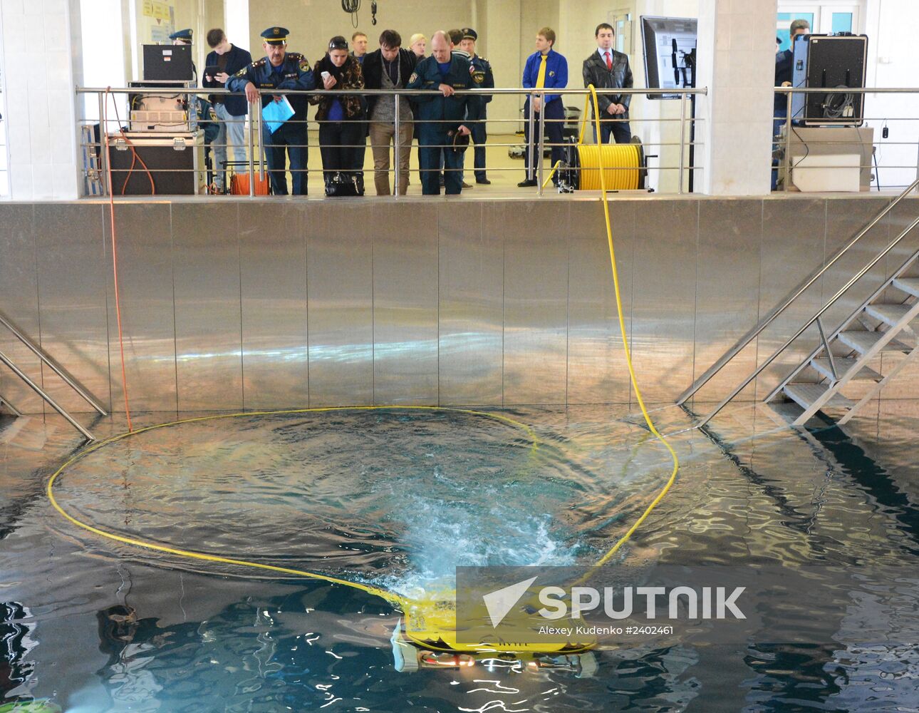 Russian Emergencies Ministry displays modern firefighting anf rescue equipment