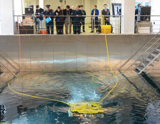 Russian Emergencies Ministry displays modern firefighting anf rescue equipment