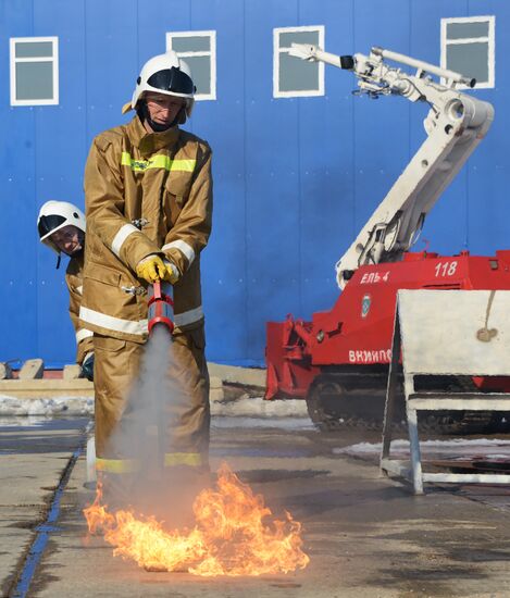 Russian Emergencies Ministry displays modern firefighting anf rescue equipment