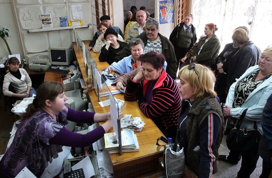 Pensions in Crimea start being paid in Russian rubles