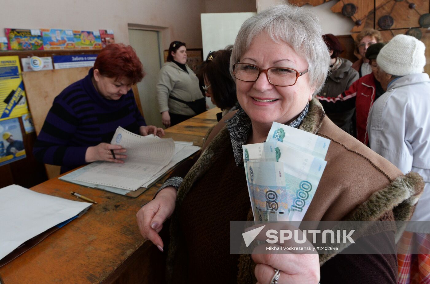 Pensions in Crimea start being paid in Russian rubles