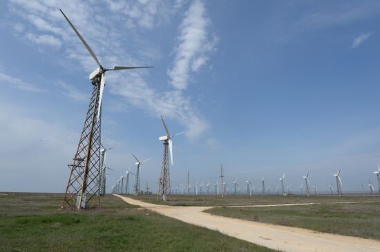 Wind power in town of Mirny