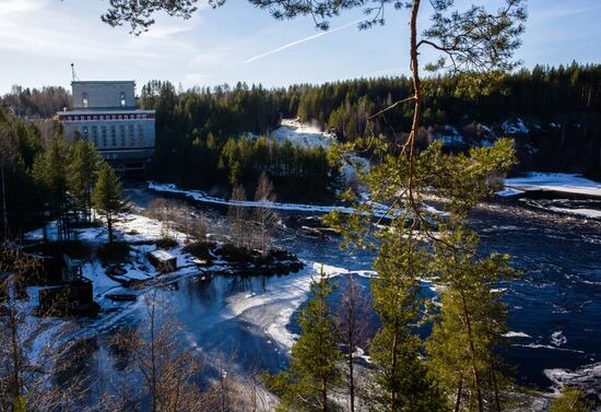 Waterfall Girvas in Karelia