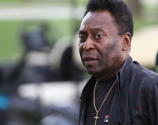 Pelé meets with FC Kransnodar's Academy cadets