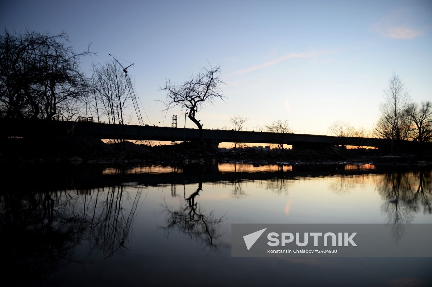 Third bridge across Volkhov river under construction in Veliky Novgorod