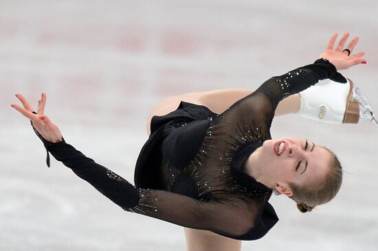 World figure skating championships. Women. Free skating