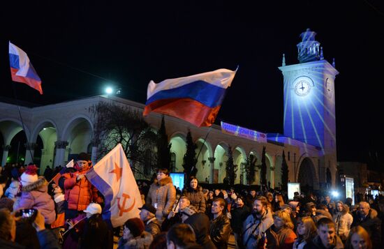 Crimea moves its clocks to Moscow time