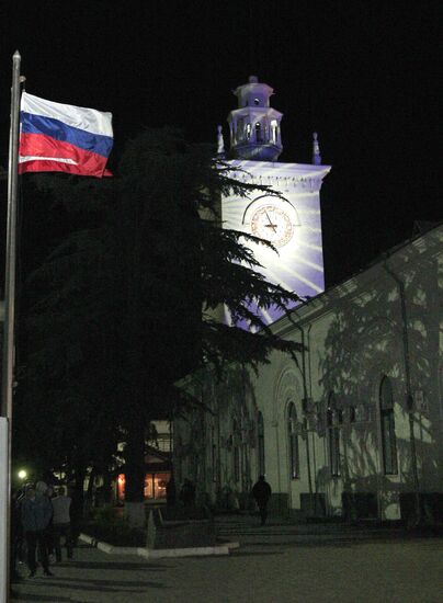 Crimea moves its clocks to Moscow time