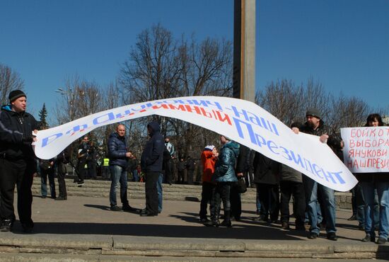 Rally in Donestsk