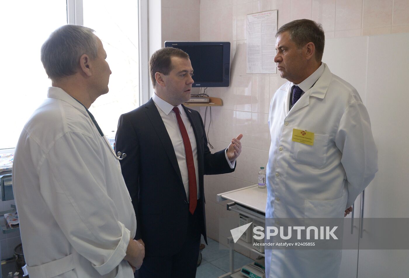 Dmitry Medvedev visits Crimea