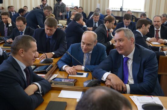 Dmitry Medvedev visits Crimea
